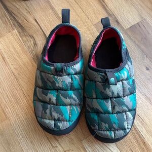 Northface Slippers